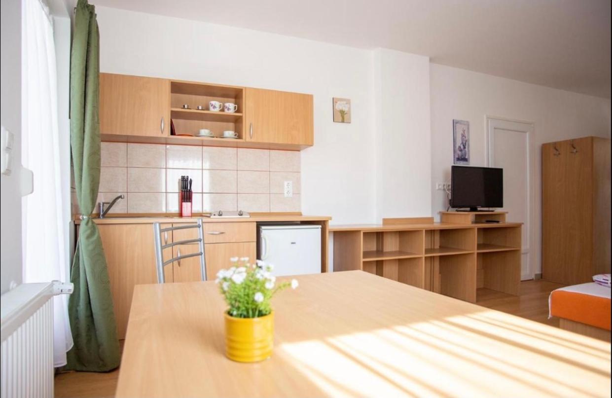 דירות זלקרוס Bonita Apartmanhaz מראה חיצוני תמונה
