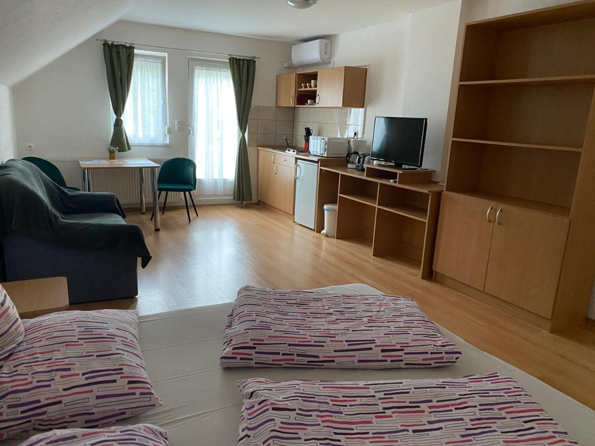 דירות זלקרוס Bonita Apartmanhaz מראה חיצוני תמונה